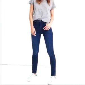 Madewell High Riser Skinny Jeans Dark Wash Size 29 Classic Long and Lean Style